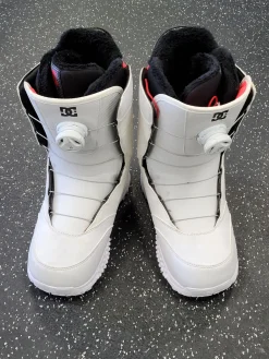 Used DC Shoes PHASE BOA Womens Snowboard Boots White Senior 8