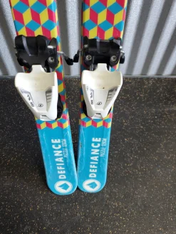 Used Defiance PUZZLE 120CM Girls DH Ski/Binding Pink 120 cm