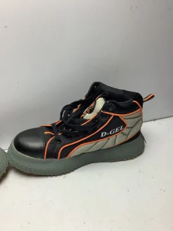 Used D-Gel Broomball/Curling Shoes Senior 13