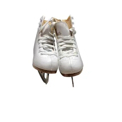Used DSG FIGURE Girls Figure Skate White Youth 11.0