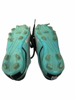 Used Dsg SPEED VIPER Soccer Cleats Grey Youth 10.0