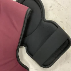 Used Easton CATALYST SERIES Junior Shoulder Pads Black And Wine Red LG