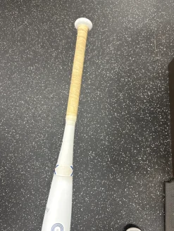 Used Easton FIREFLY 2022 31/19 -12 BB/SB Fastpitch Bat 31"