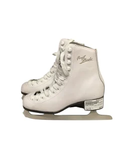 Used FIRST STRIDE WomensFigure Skate White Senior 6
