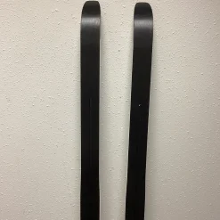 Used Fischer MY STYLE DESIRE 164 cm Girls' Cross Country Ski Combo