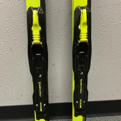 Used Fischer SPRINT CROWN Boys XC Ski/Binding Optic Yellow 100 cm