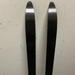 Used Fischer SPRINT CROWN Boys XC Ski/Binding Black And Optic Yellow 110 cm