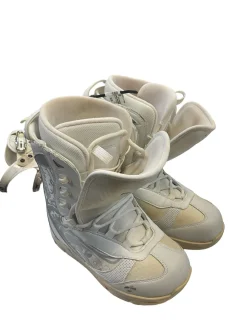 Used FIVE FORTY SNOWBOARD BOOTS Womens Snowboard Boots White Senior 8