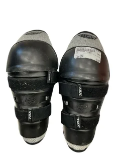 Used Fox TITAN PEEWEE Junior Knee Guard Black Youth
