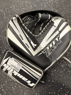 Used Franklin NHL Street Goalie Catcher Jr Black S/M