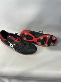 Used Gilbert Senior 11 Rugby Shoes
