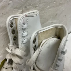 Used Girls Figure Skates White Junior 01