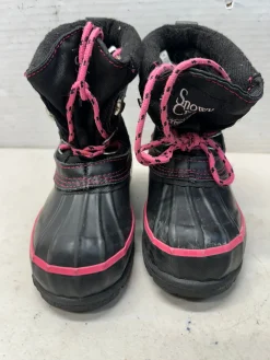 Used GIRLS SNOW BOOT Outerwear Other Y Black And Pink Youth