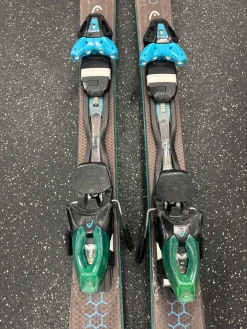 Used Head PURE JOY Womens DH Ski/Binding Grey 148 cm