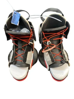 Used Hyperlite FOUNDATION Board Binding White MD