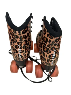 Used Impala Leopard Womens Roller Skates Size 9 w/ LED Light Up Wheels