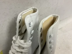 Used IMPERIAL Girls Figure Skate White Junior 02