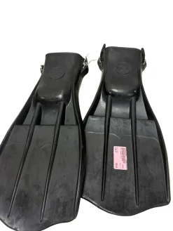 Used IST Scuba Dive Fins Black 2XL