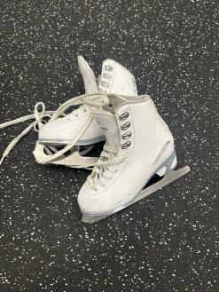 Used Jackson 450 Girls Softboot Skate White Youth 13.0
