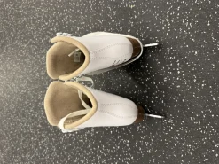 Used Jackson EXCEL Girls Figure Skate White Youth 11.5