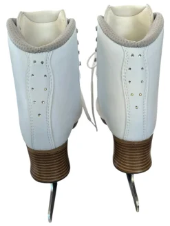 Used Jackson FREESTYLE WomensFigure Skate White Senior 7.5