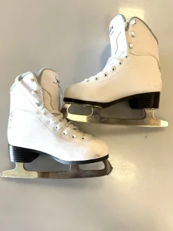 Used Jackson SOFT SKATE Girls Figure Skate White Junior 03