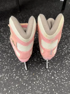 Used Jackson SOFTEC Girls Softboot Skate Pink Youth 13.0