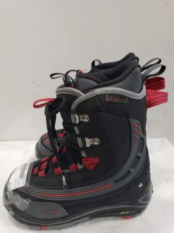 Used K2 CRIQUE Junior 06 Snowboard / Girls Boots