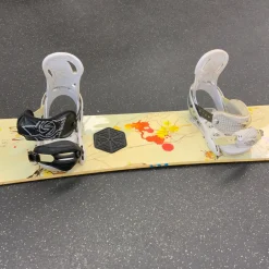 Used K2 LUNA Womens Board/Bindings White 154 cm