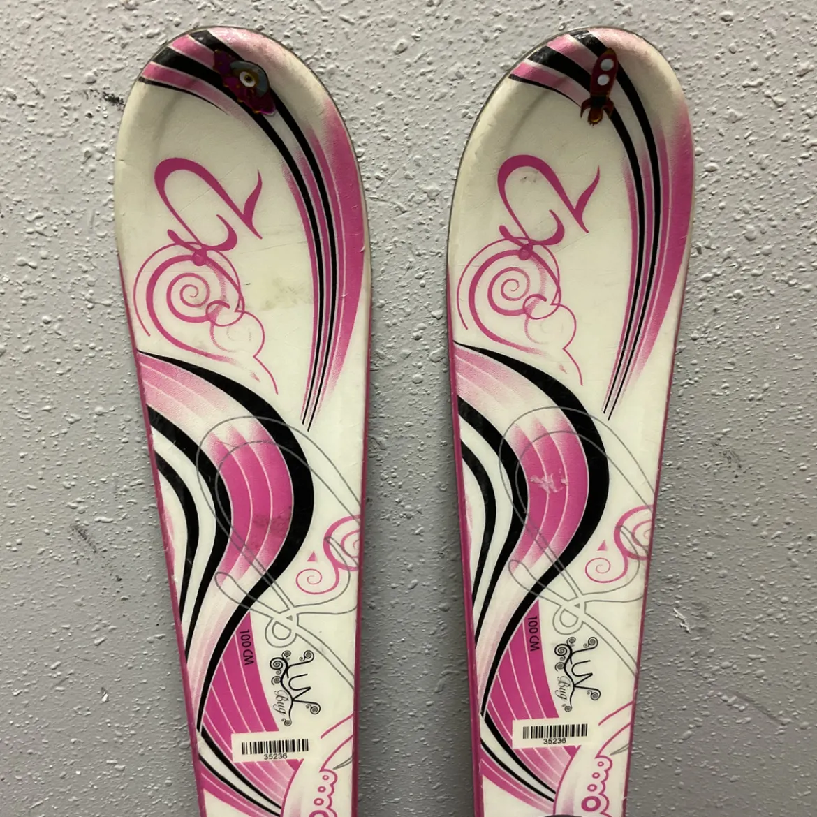 Used K2 LUV BUG Girls DH Ski/Binding White And Pink 100 cm