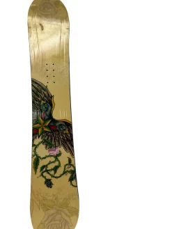 Used Lamar FASCINATION 149 cm Womens Snowboard - Top Sheet Cracking
