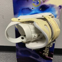 Used LIBERTY BURNER SB Womens Board/Bindings White 150 cm