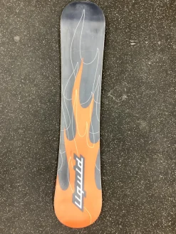 Used Liquid HOT ROD Boys Snowboard Only Red 138 cm