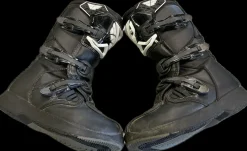 Used MAVERIK Junior Boots Black Junior 05