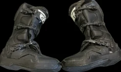 Used MAVERIK Mens Boots Black Senior 11
