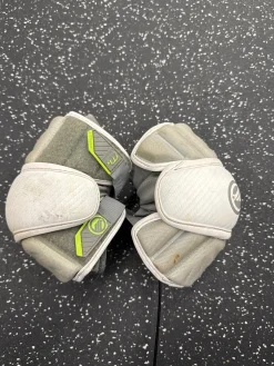 Used Maverik MX Lacrosse Arm Pads/Guards White MD