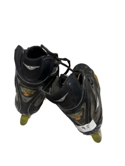 Used Mission WICKED LIGHT 3 Senior Roller Hockey Skates Black Size 9.5