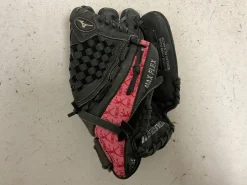 Used Mizuno Finch GPP 1154 RH Throw Fastpitch Gloves Black And Pink 11 1/2