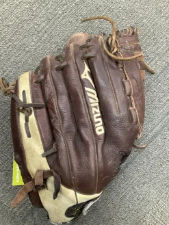 Used Mizuno FRANCHISE RH Throw Fastpitch Gloves Brown 12 1/2"