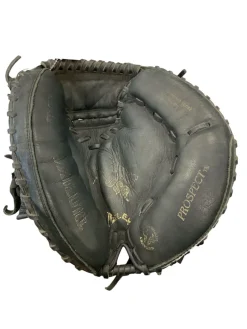 Used Mizuno PROSPECT BB/SB Catchers RH Throw Black 31 1/2"