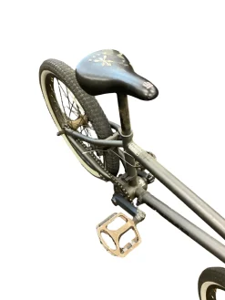 Used Mongoose MODE Comfort Bike Boys Grey 20"