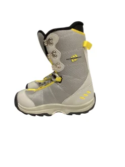 Used Morrow BOOTS SLICK Boys Snowboard Boots Grey Junior 04