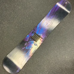 Used Morrow RADIUM Mens Snowboard Only Purple 166 cm