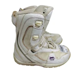 Used Morrow SB BOOTS Junior 04 Girls' Snowboard Boots