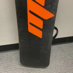 Used M8TRIX JR SNOWBOARD Black And Wine Red 110 cm