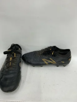 Used New Balance Soccer Cleats Black Senior 8