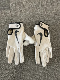 Used Nike BB/SB Batting Gloves White SM