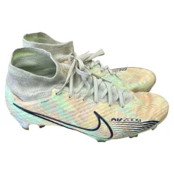 Used Nike DJ4977-343 SOCCER CLEATS Soccer Cleats Neon Green Senior 8.5
