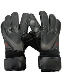 Used Nike GOALIE GLOVES Soccer Goalie Gloves Black 5