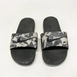 Used Nike Junior 06 Sandals